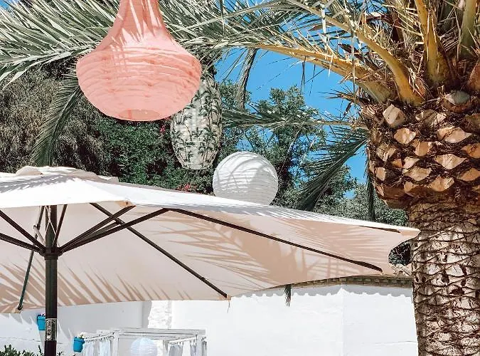 Bed & Breakfast Jardines De La Reina Boutique 4*
