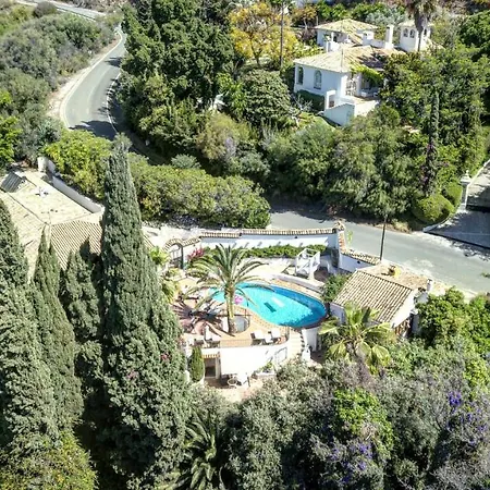 Bed & Breakfast Jardines De La Reina Boutique 4*