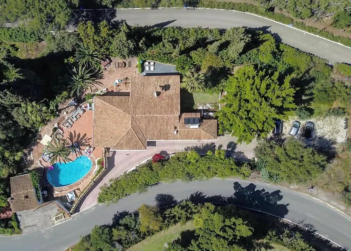 贾迪勒斯女王精品b&b酒店 马尔韦利亚