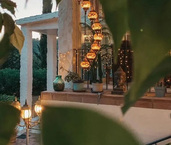 Jardines De La Reina Boutique Couette-café
