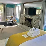 Jardines De La Reina Boutique