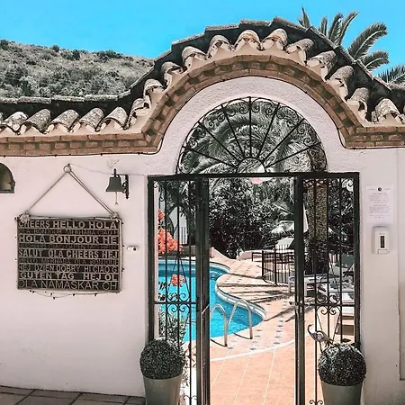 Jardines De La Reina Boutique מארבלה