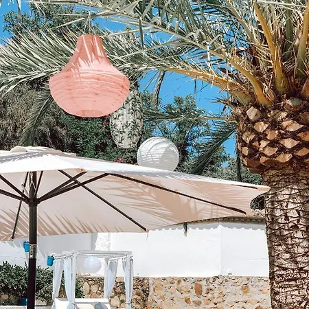 לינה וארוחת בוקר Jardines De La Reina Boutique 3*