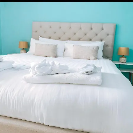 Jardines De La Reina Boutique Bed and breakfast Marbella