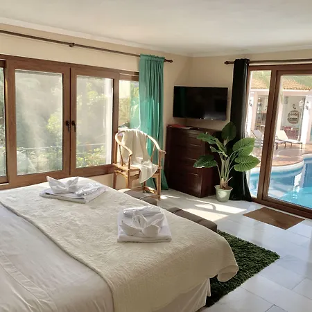 Panzió Jardines De La Reina Boutique Marbella