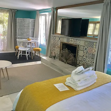 Jardines De La Reina Boutique