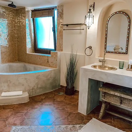 Jardines De La Reina Boutique Bed & Breakfast Marbella