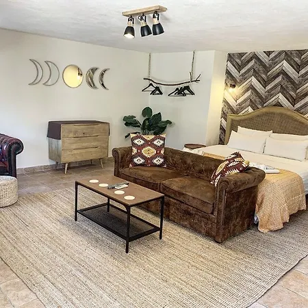 Bed & Breakfast Jardines De La Reina Boutique Marbella