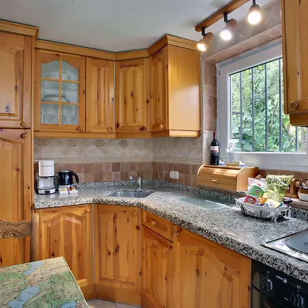 Jardines De La Reina Boutique Marbella